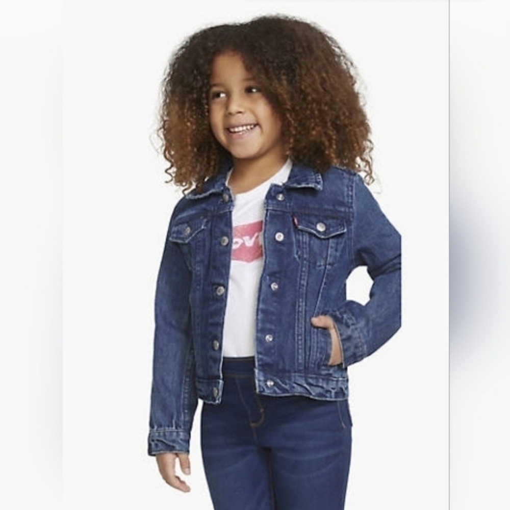 Levi's 100% Cotton Denim Trucker Jacket in Bristol Size Youth Small 8-10 Years